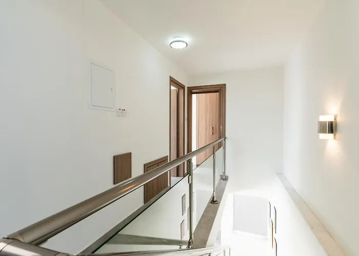 White Pearl Protaras 7 *