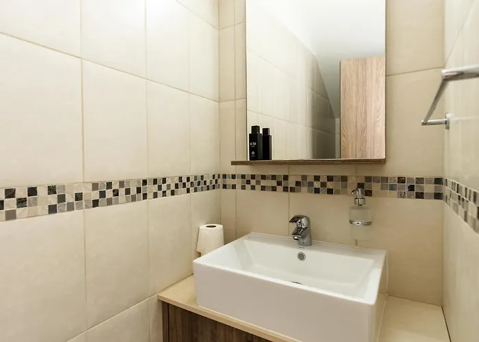 White Pearl Protaras 7 Villa *