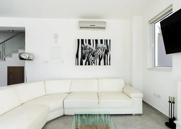 Villa White Pearl Protaras 7 *