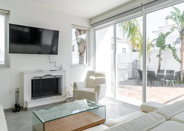 White Pearl Protaras 7 Villa