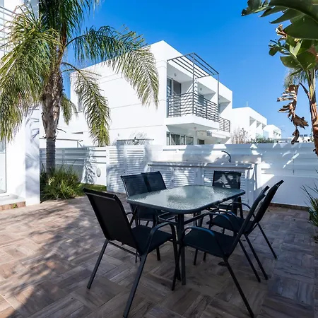 White Pearl Luxury 3br Villa, Private Pool - Kapparis, Protaras 帕拉利米尼