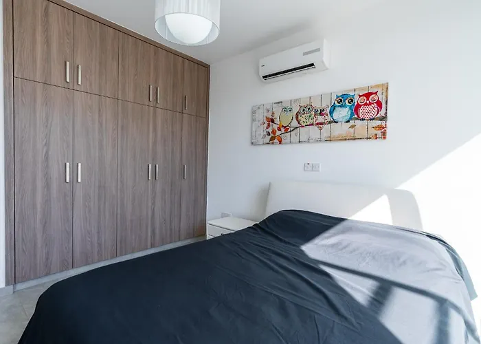 White Pearl Protaras 7 *