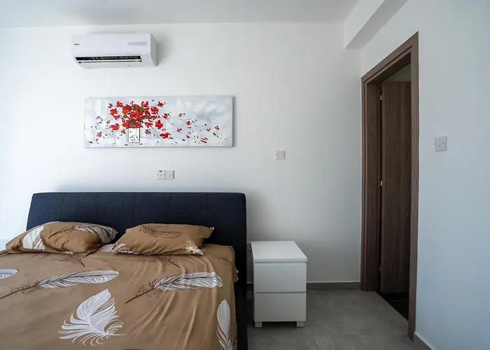 White Pearl Protaras 7 Villa *