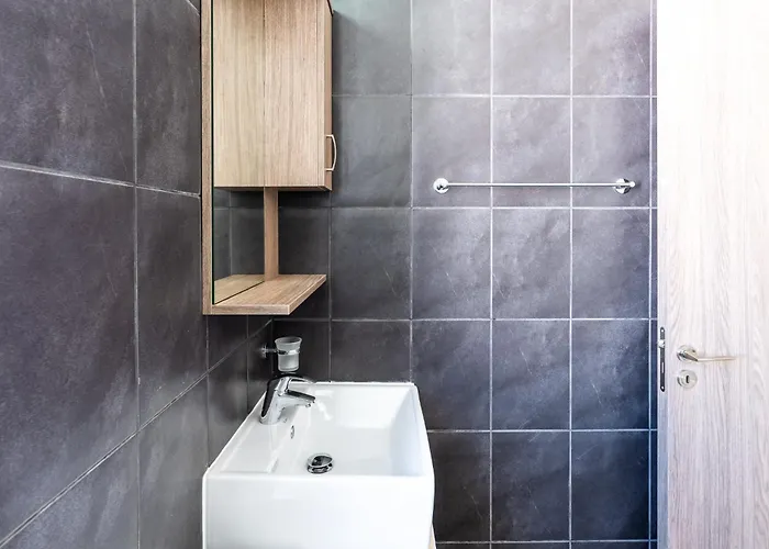 White Pearl Protaras 7 *