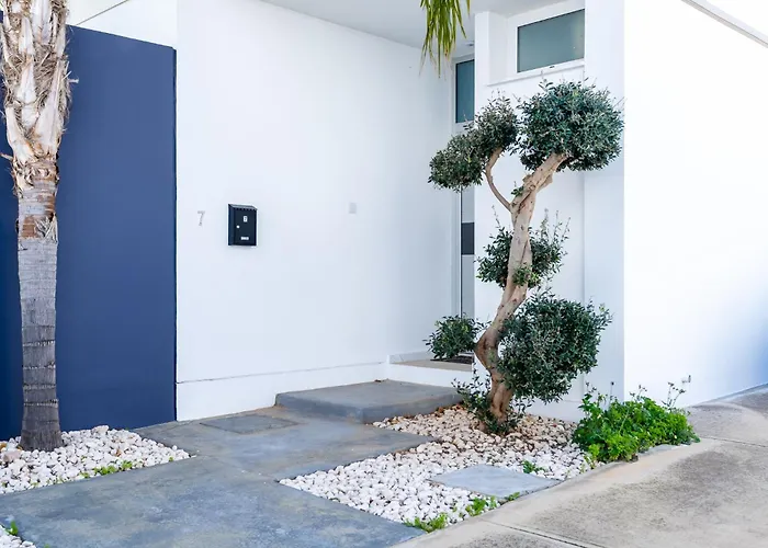 White Pearl Protaras 7 Paralimni