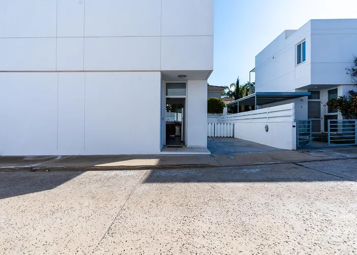 White Pearl Protaras 7 Villa